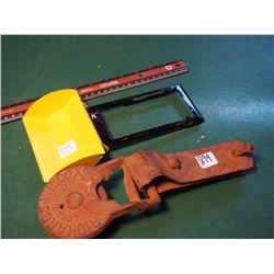 Barn Sling, Tonka Loader