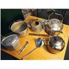 Image 1 : Metal Kitchenware