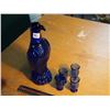 Image 1 : Eagle Decanter W/ Matching Shot Glasses