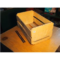 Tres Ases, Argentine Pears Crate