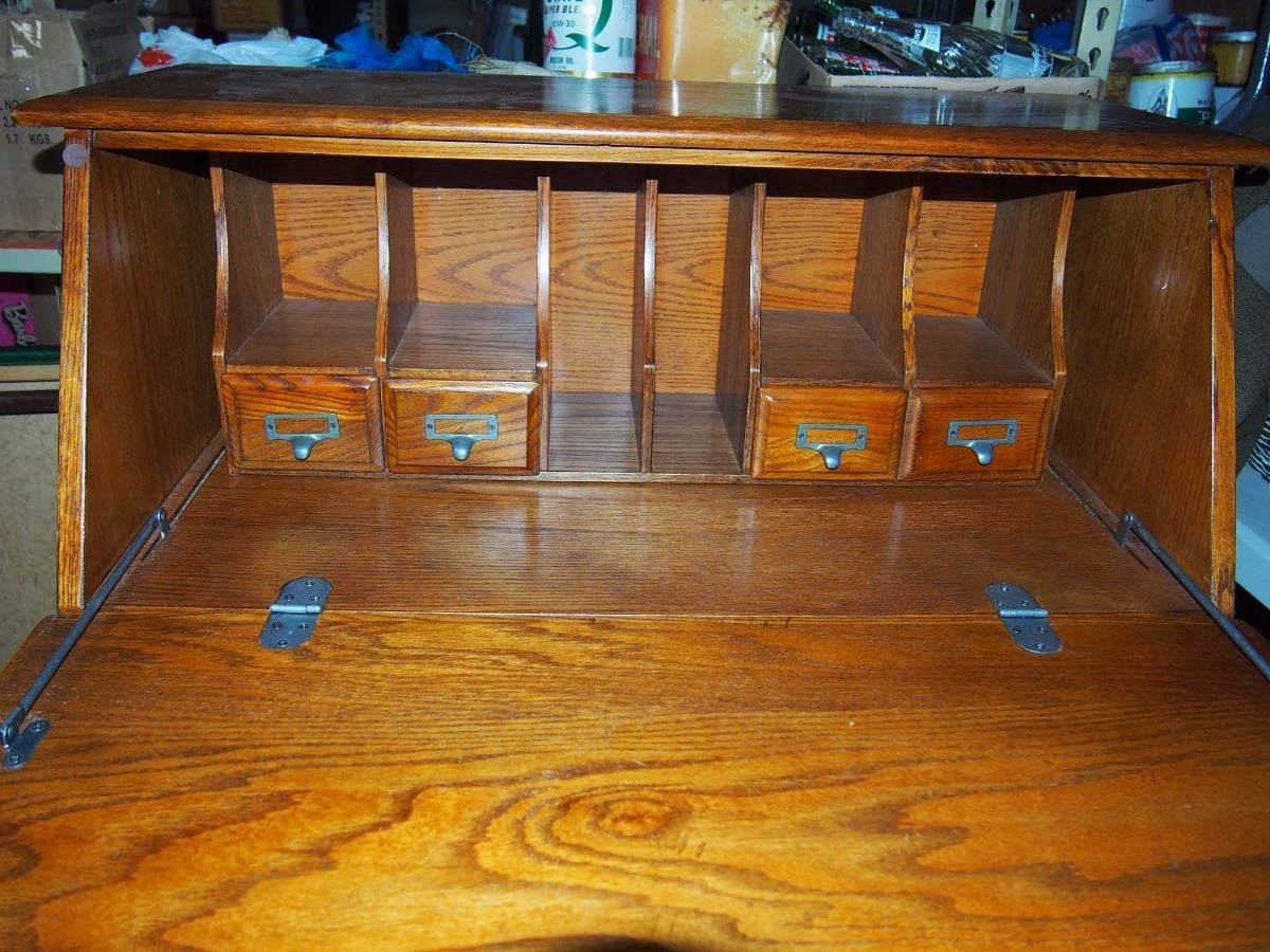 Closable Closable Desk, 34”x18”x44” - Bodnarus Auctioneering