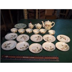 Doll Tea Set, Damaged