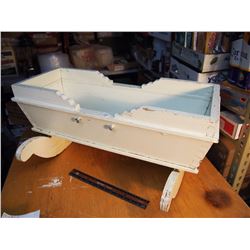 Ethnic Mennonite Cradle