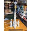 Image 1 : Figural Lamp With Extra Figures (3)