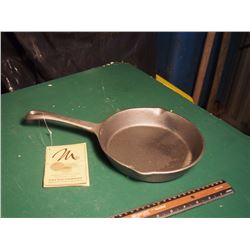8” Cast Iron Fry Pan