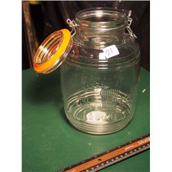 Cracker Barrel Style, 3 Quart Glass Jar