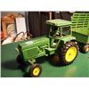 Image 2 : Ertl John Deere Tractor And Hay Wagon Combo