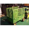 Image 5 : Ertl John Deere Tractor And Hay Wagon Combo