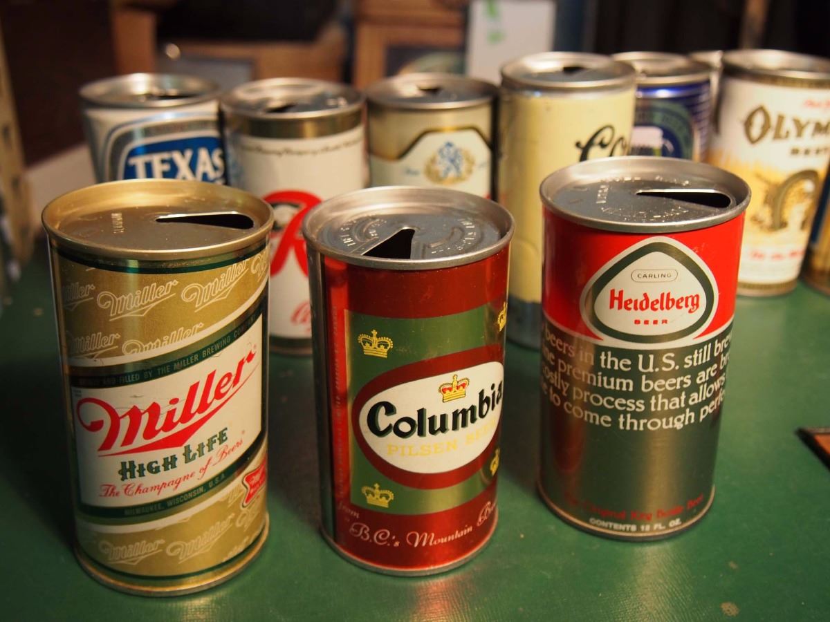 Lot Of Vintage Beer Cans Bodnarus Auctioneering