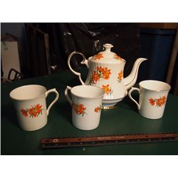 Prairie Lily Tea Set, 3 Cups
