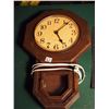 Image 1 : Westclox Classroom Pendulum Clock, Plastic, Electric