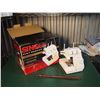 Image 1 : Singer Overedging Machine