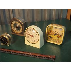 Lot Of Small Clocks (4)