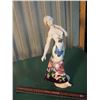 Image 2 : Lady In Dress Statue W/ Matching Small Jewellery Box