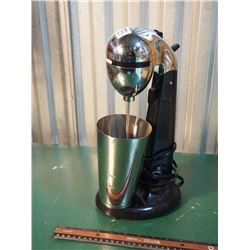 Donvier Milkshake Machine