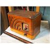 Image 1 : Wooden Radio, (Not Working, Casing Damaged)