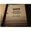 Image 7 : White Binders (2) Full Of White Manuals