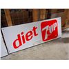 Image 3 : Matching Diet 7Up Metal Signs (26”x10)
