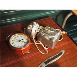 Kit Cat Clock And Ideal Clock