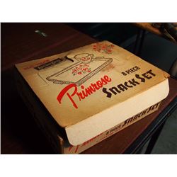 Primrose 8 Piece Snack Set
