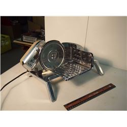 Rival Electric Food Shaver, Working