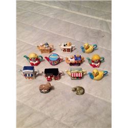 Red Rose Tea Pots (11) & Figures (2)