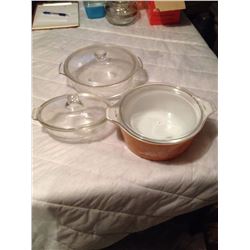 Pyrex Dishware (3) (Clear (2) Colored (1), All Have Lids)