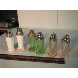 Salt And Pepper Shaker Sets (3)
