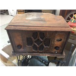 Antique Grimes Wooden Tube Table Top Radio, Untested