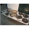 Image 1 : Lot OF Metal Platters
