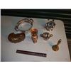 Image 1 : Lot of Metal Misc (Table Piece, Napkin Holder, Bell, Bowl and Spoon Set, Etc;)