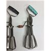 Image 4 : Lot (3) Vintage Hand Mixers