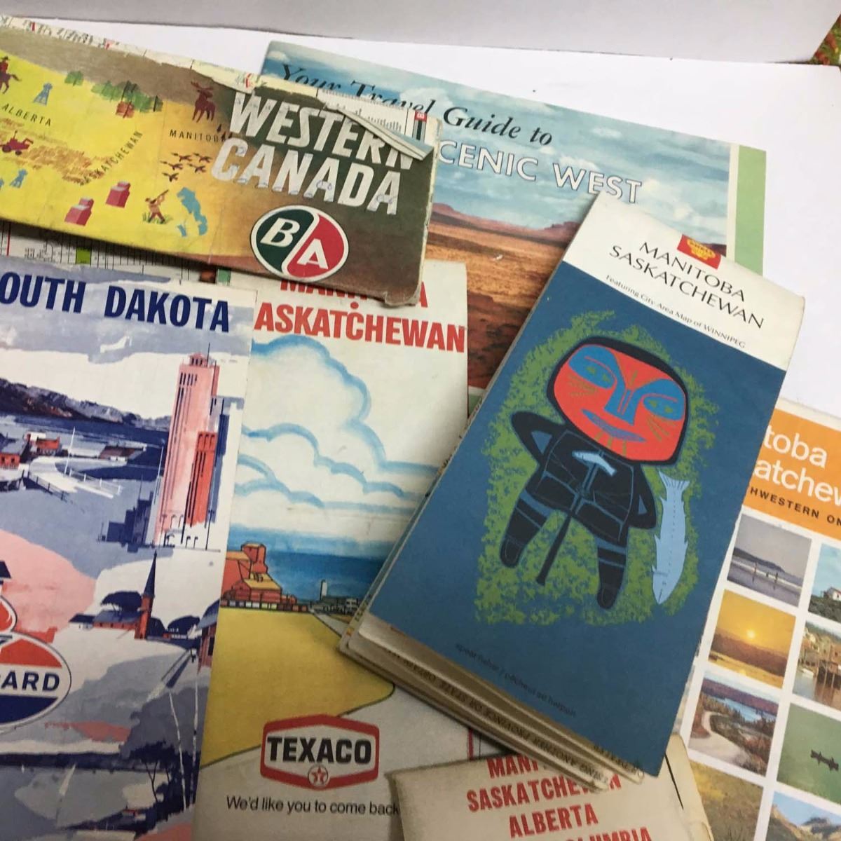 Lot Of Vintage Road Maps (Co-op, Esso, Shell, B/A, Standard, Texaco ...