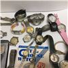 Image 7 : Large Lot Vintage Watches And Bands