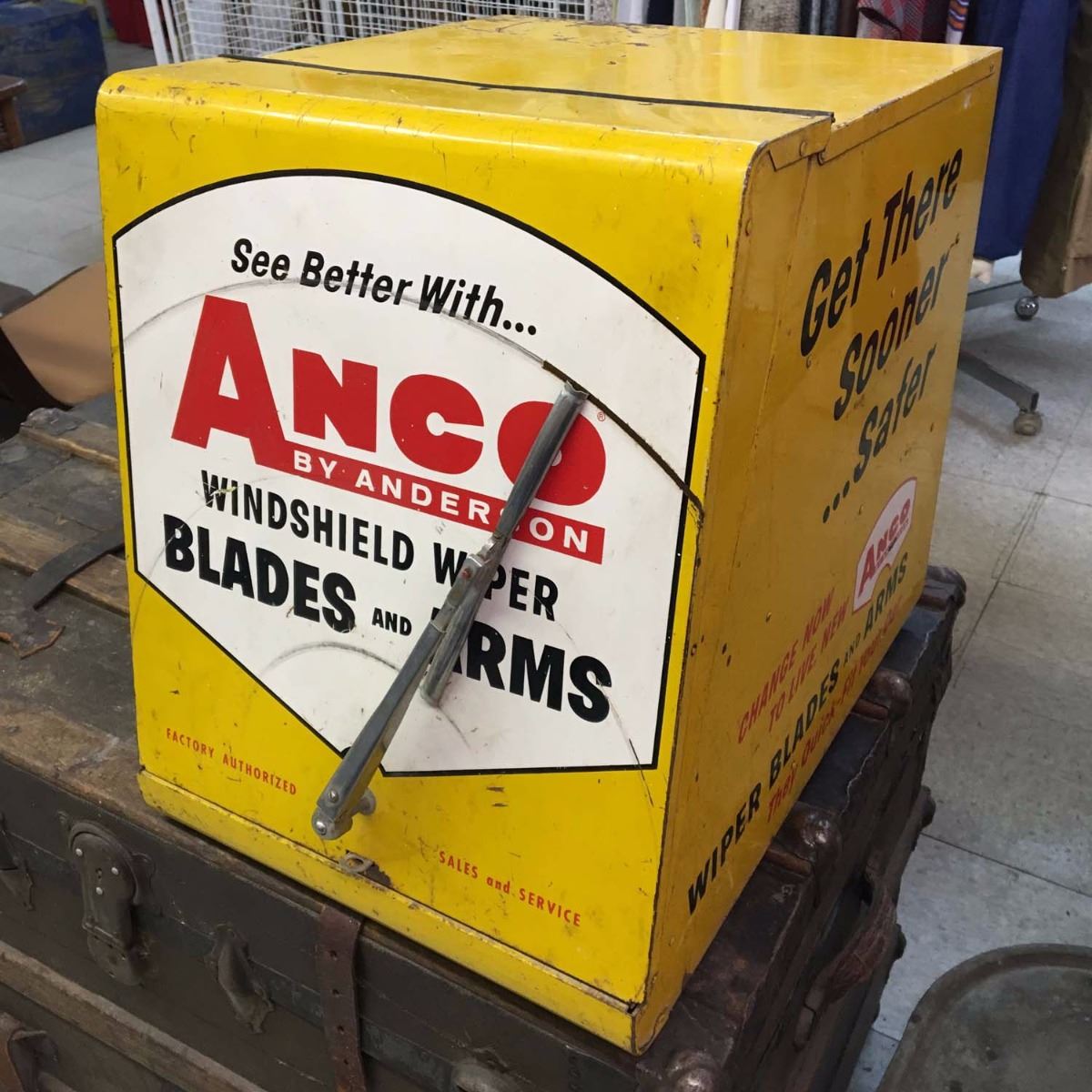 Anco Advertising Windshield Wiper Display 18”x14”x16"