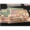 Image 2 : LOT OF ASSORTED AMERICAN 2 DOLLAR BILLS, AND CANADIAN 1 DOLLAR BILLS OF VARIOUS YEARS
