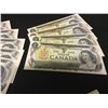 Image 8 : LOT OF VINTAGE CANADIAN ONE DOLLAR BANK NOTES INC. RUN OF 4 AND 5 CONSECUTIVELY NUBMERED BILLS