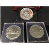 Image 2 : 3 COMMEMORATIVE CANADIAN DOLLAR COINS, 1886-1996 VANCOUVER X2, AND 1875-1975 CALGARY COIN IN CASE