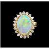 Image 2 : 14KT Yellow Gold 6.16 ctw Opal and Diamond Ring