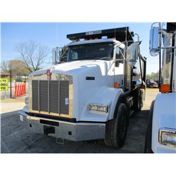 2018 KENWORTH T800 DUMP, VIN/SN:1NKDL40XXJJ188579 - TRI-AXLE, 500 HP CUMMINS ISX-15 ENGINE, ALLISON 