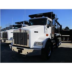 2018 KENWORTH T800 DUMP, VIN/SN:1NKDL40X9JJ203685 - TRI-AXLE, 500 HP CUMMINS X15 ENGINE, ALLISON RDS