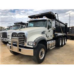 2017 MACK GU713 DUMP, VIN/SN:1M2AX07C2HM036496 - TRI-AXLE, 455 HP MACK MP8 ENGINE, ALLISON 4500 RDS 