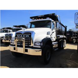 2017 MACK GU713 DUMP, VIN/SN:1M2AX07CXHM036603 - TRI-AXLE, 455 HP MACK MP8 ENGINE, ALLISON 4500 RDS 