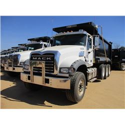 2017 MACK GU713 DUMP, VIN/SN:1M2AX07CXHM036505 - TRI-AXLE, 455 HP MACK MP8 ENGINE, ALLISON 4500 RDS 