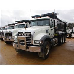 2018 MACK GU713 DUMP, VIN/SN:1M2AX07C7JM037097 - TRI-AXLE, 455 HP MACK MP8 ENGINE, MACK T310M 10 SPE