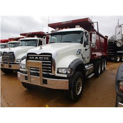 2017 MACK GU713 DUMP, VIN/SN:1M2AX07C9HM036592 - TRI-AXLE, 455 HP MACK MP8 ENGINE, ALLISON 4500 RDS 