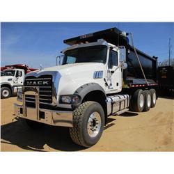 2017 MACK GU713 DUMP, VIN/SN:1M2AX07C9HM036544 - TRI-AXLE, 455 HP MACK MP8 ENGINE, ALLISON 4500 RDS 