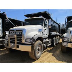2018 MACK GU713 DUMP, VIN/SN:1M2AX07C1JM037094 -TRI-AXLE, 455 HP MACK MP8 ENGINE, MACK T310M 10 SPEE