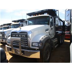 2018 MACK GU713 DUMP, VIN/SN:1M2AX07C8JM037092 - TRI-AXLE, 455 HP MACK MP8 ENGINE, MACK T310M 10 SPE