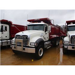 2017 MACK GU713 DUMP, VIN/SN:1M2AX07C7HM036493 - T/A, 455 HP MACK MP8 ENGINE, ALLISON 4500 RDS A/T, 